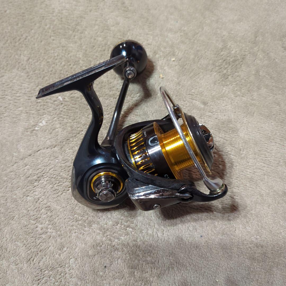 【訳アリ】16 セルテート HDカスタム 4000 H 【ラインローラー固着】 訳アリ】16 セルテート HDカスタム 4000 H 【ラインローラー固着】 訳