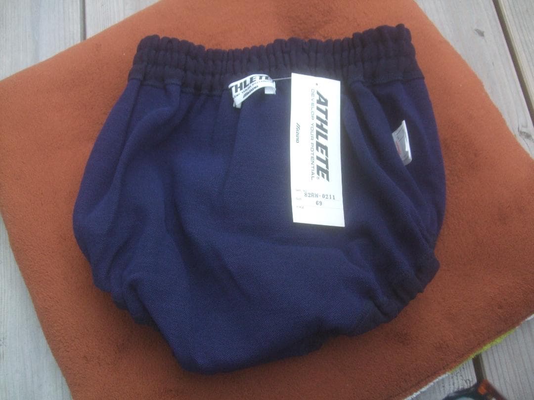 昭和レトロ★MIZUNO ミズノ★濃紺ブルマL★ 82RW-0211タグ付き ミズノ 82RW-0211 濃紺ブルマー Lサイズ 新品 美津濃 ネイビー - メルカリ