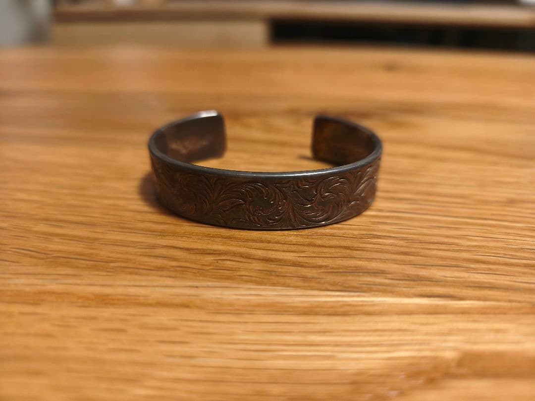 ケンキクチ KENKIKUCHI 唐草バングル - メルカリ