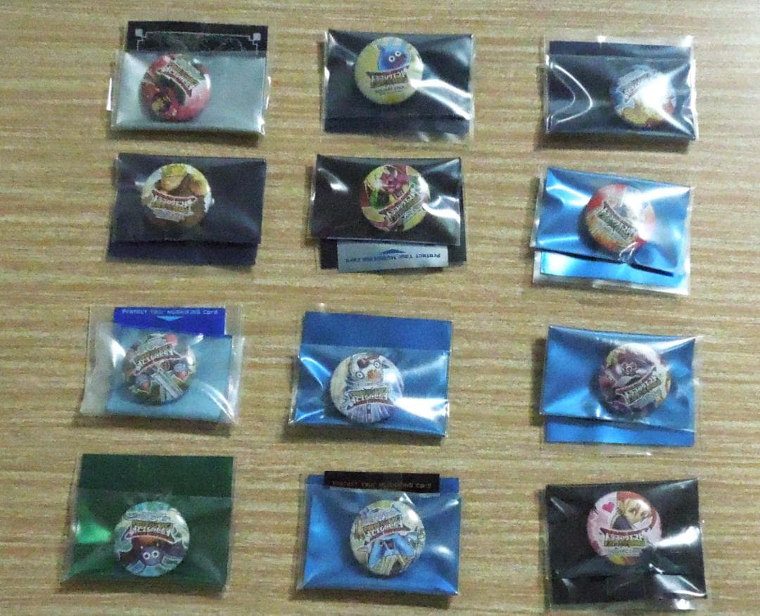 ドラゴンクエストバトルロード公式大会　参加賞　缶バッジ　非売品　１２種類 ドラゴンクエスト モンスターバトルロードIIレジェンド 公式大会