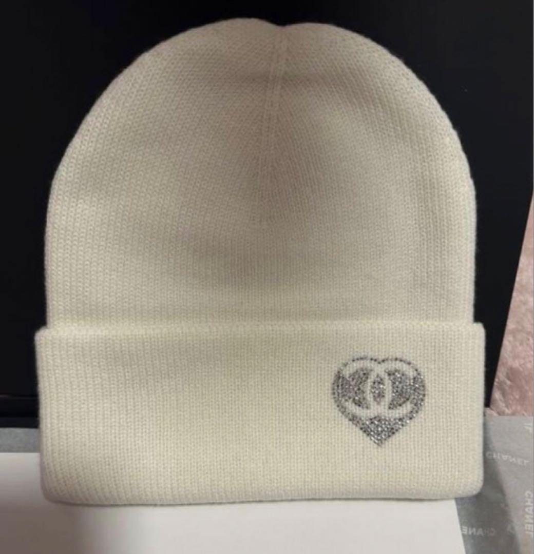 シャネル CHANEL ニット帽 白 ハート 2025年新作 - メルカリ