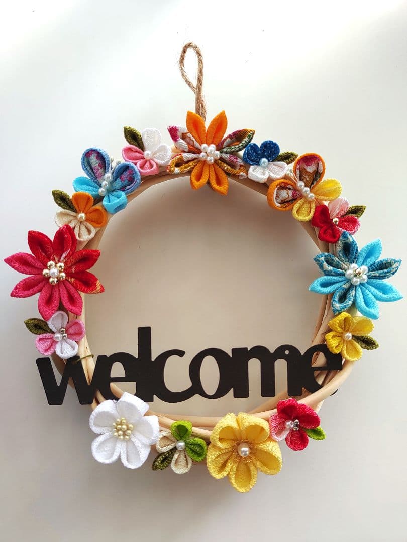 つまみ細工リース - メルカリ
