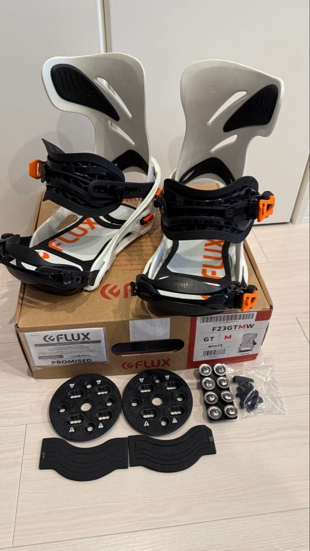 【ほぼ新品】FLUX GT M サイズ スノーボードビンディング 楽天市場】フラックス スノーボード ビンディング メンズ ジーティー
