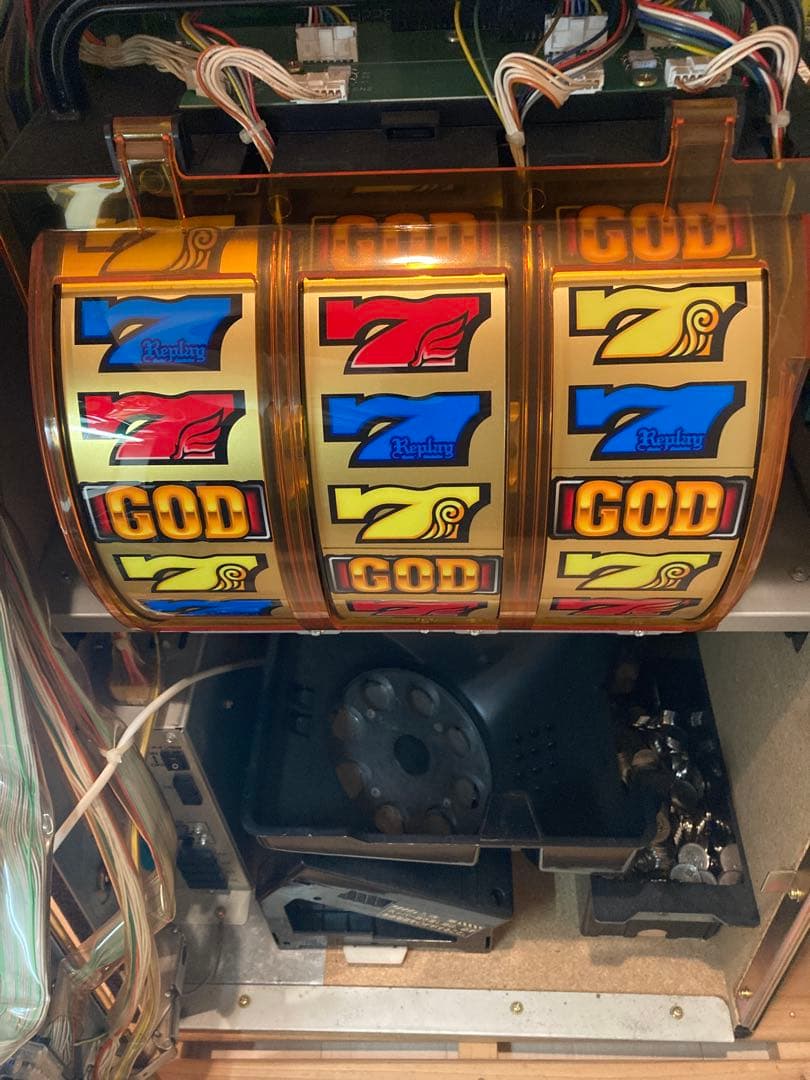 初代ミリオンゴッド　パチスロ　スロットマシン　　4号機　【引き取り限定】