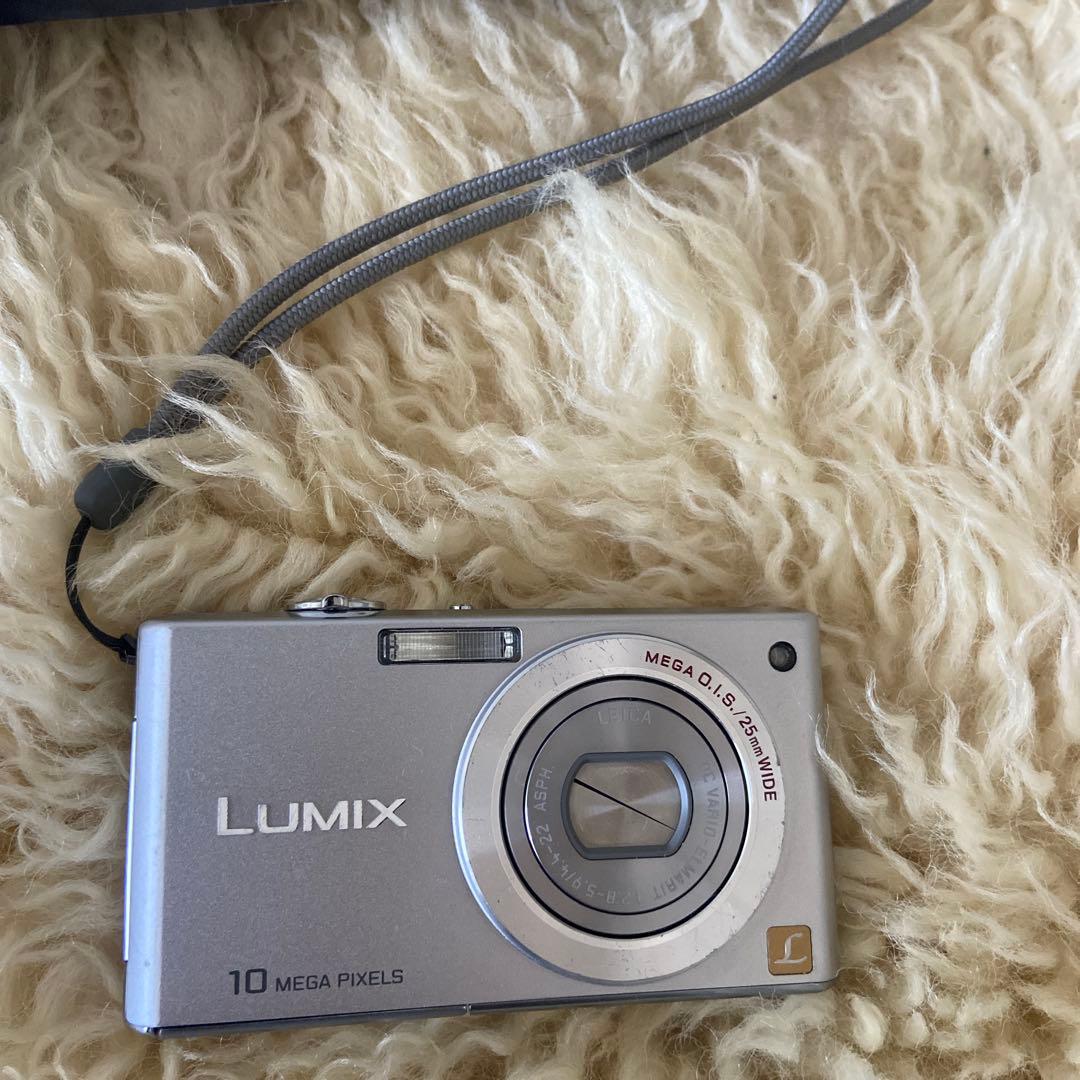 Panasonic LUMIX 10メガピクセル デジタルカメラ