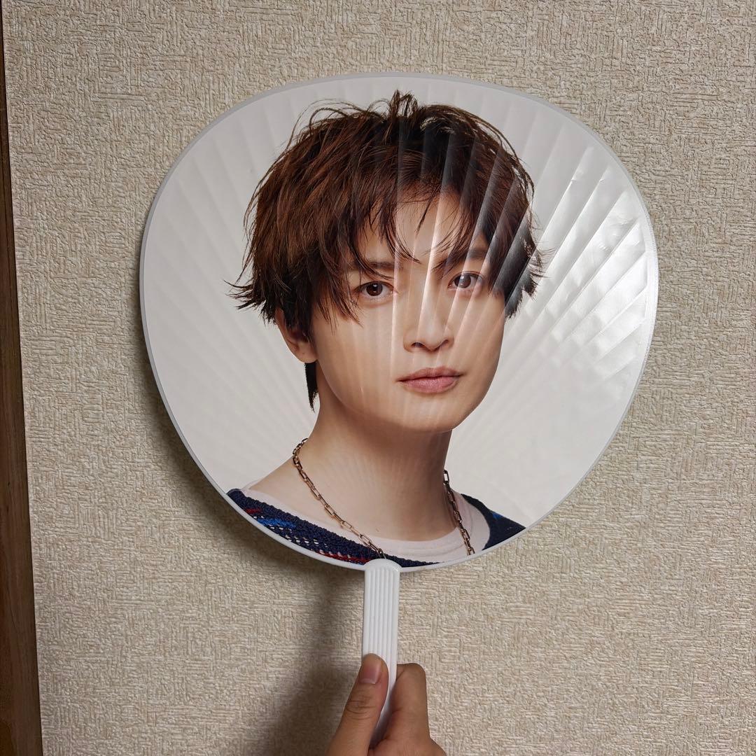 YUTA TAMAMORI うちわ Kis-My-Ft2 Dome Tour YUTA TAMAMORI うちわ Kis-My-Ft2 Dome Tour - メルカリ