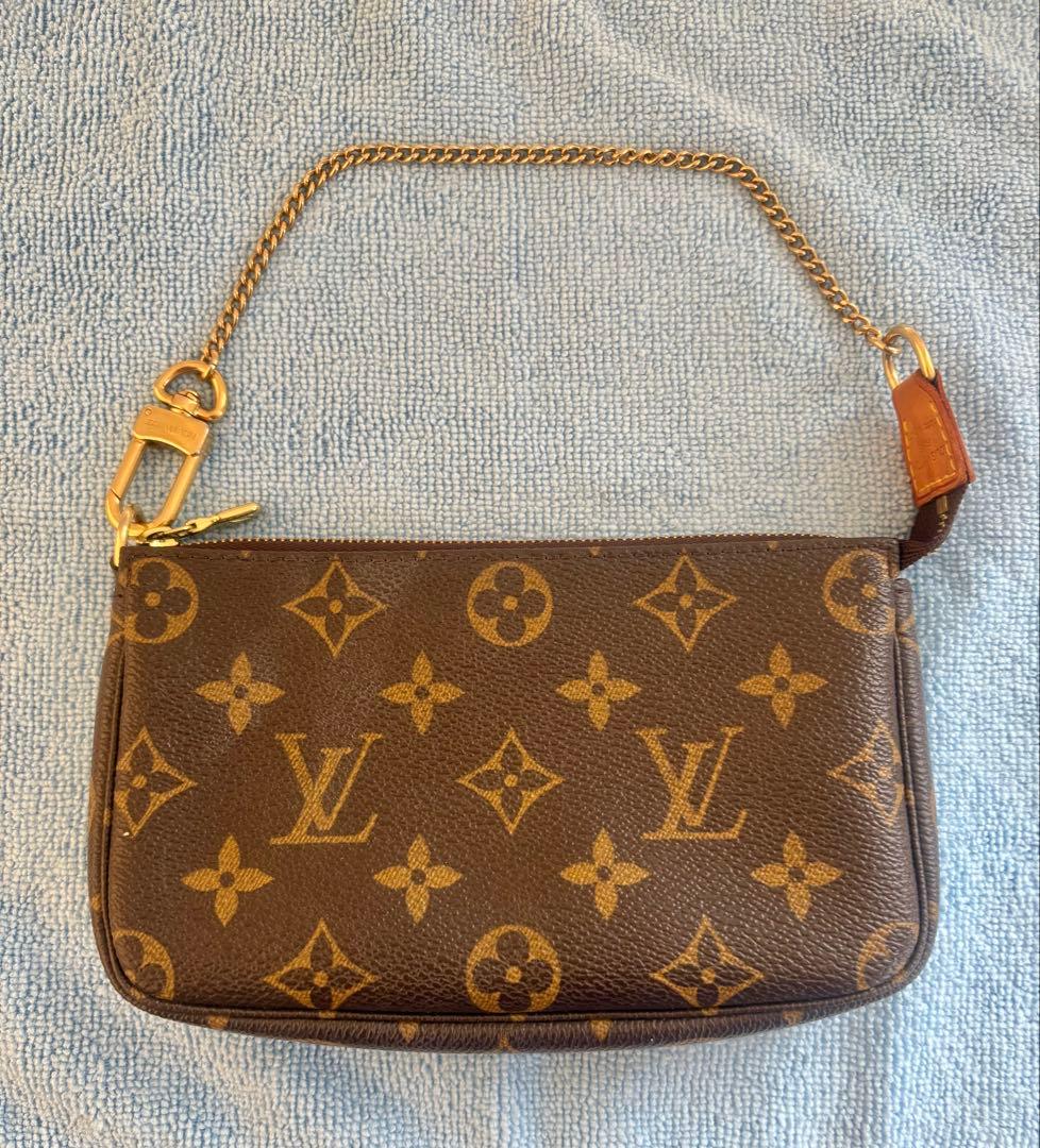 Louis Vuitton モノグラムミニポシェットアクセソワール 入手困難【Louis Vuitton】ミニ・ポシェット・アクセソワール (Louis