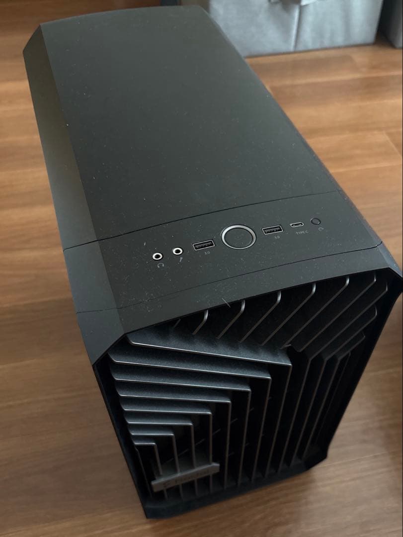 PCケース(自作PC用) Torrent Nano Black Solid Torrent Nano — Fractal Design