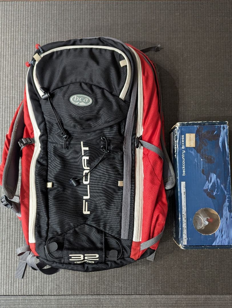 bca　ビーシーエー FLOAT 32 フロート エアバッグ 32　ボンベセット BCA Float 32 Review | Gear Institute