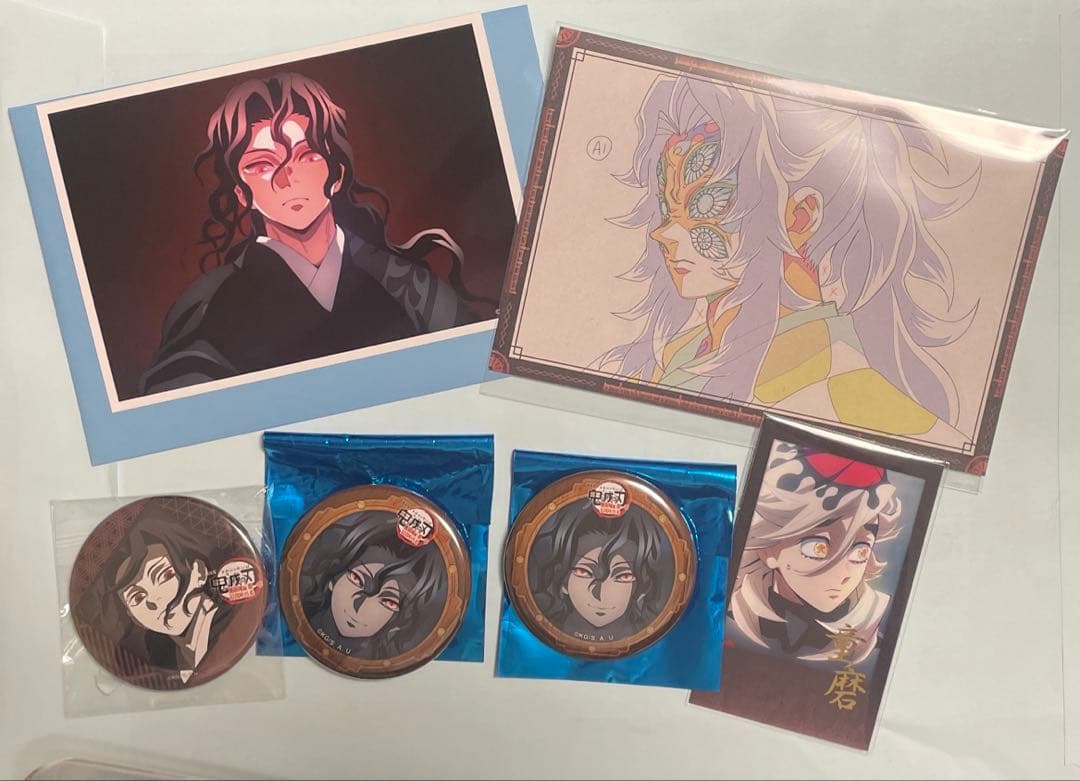 鬼滅の刃　鬼舞辻無惨　黒死牟　童磨　くじ　チェキ　缶バッジ　ブロマイド　ポスカ 鬼滅の刃 鬼舞辻無惨 黒死牟 童磨 くじ チェキ 缶バッジ ブロマイド
