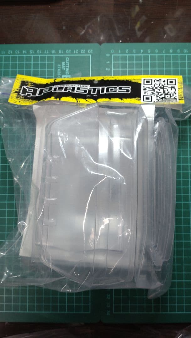 新品 無塗装 BMW E30 APLASTICS ラジドリ ボディ