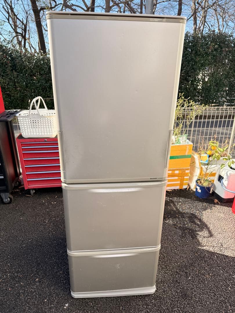 「引き取り船橋市)」350l sharp冷蔵庫 両方ともドア開けれるタイプ SHARP SHARP 3ドア冷蔵庫 374L どっちもドア SJ-PW37P (両開き