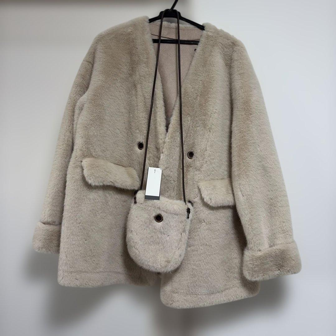 Lumier リュミエ同型 バック付きエコファーコート アイボリー - メルカリ