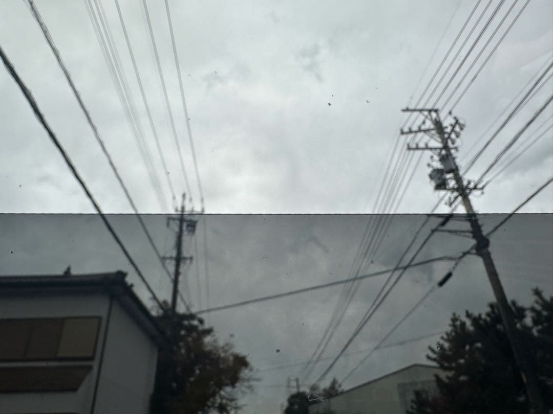 いすゞ07エルフワイド フロントスクリーン 中古350ミリ - アクセサリー