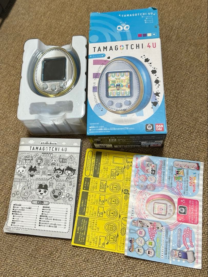 たまごっちTamagotchi 4U ブルー