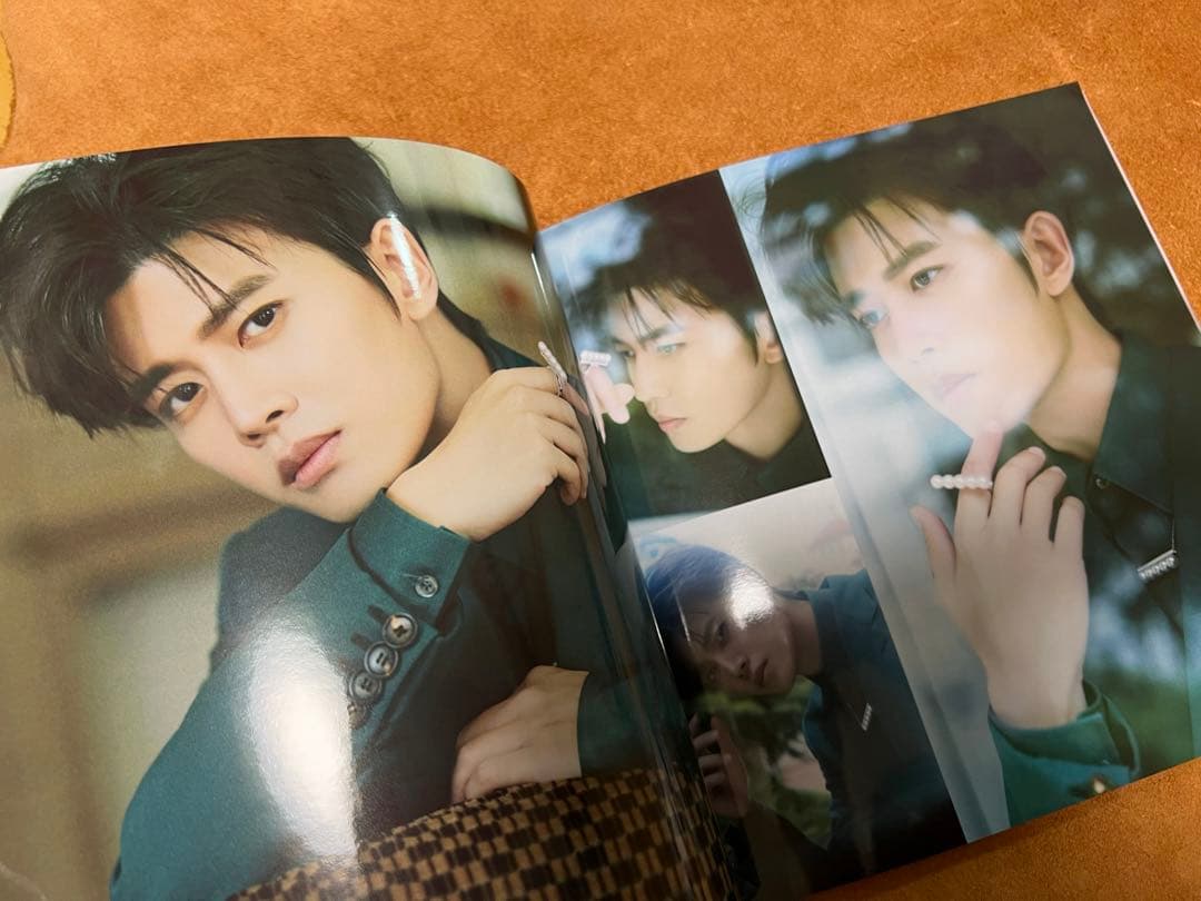 2023(二)アレン・レン（任嘉倫）個人写真集 正方形32p ALLEN写真集