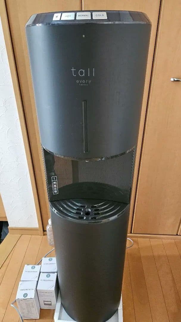 エブリフレシャス ウォーターサーバー (カートリッジ4個付) 水道水を美味しくろ過！浄水型ウォーターサーバーってどんなもの
