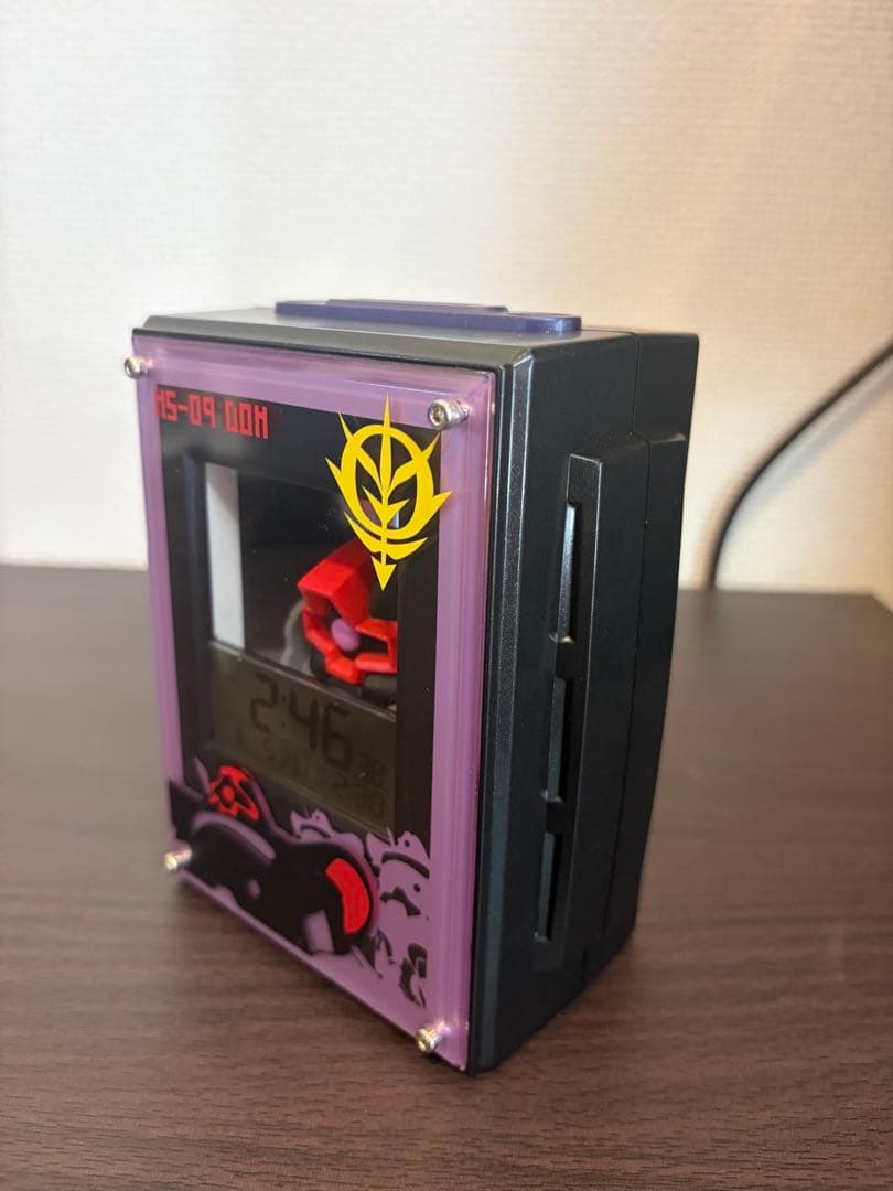 ガンダム　シャア専用ザク　グフ　ドム　目覚まし時計3点セット