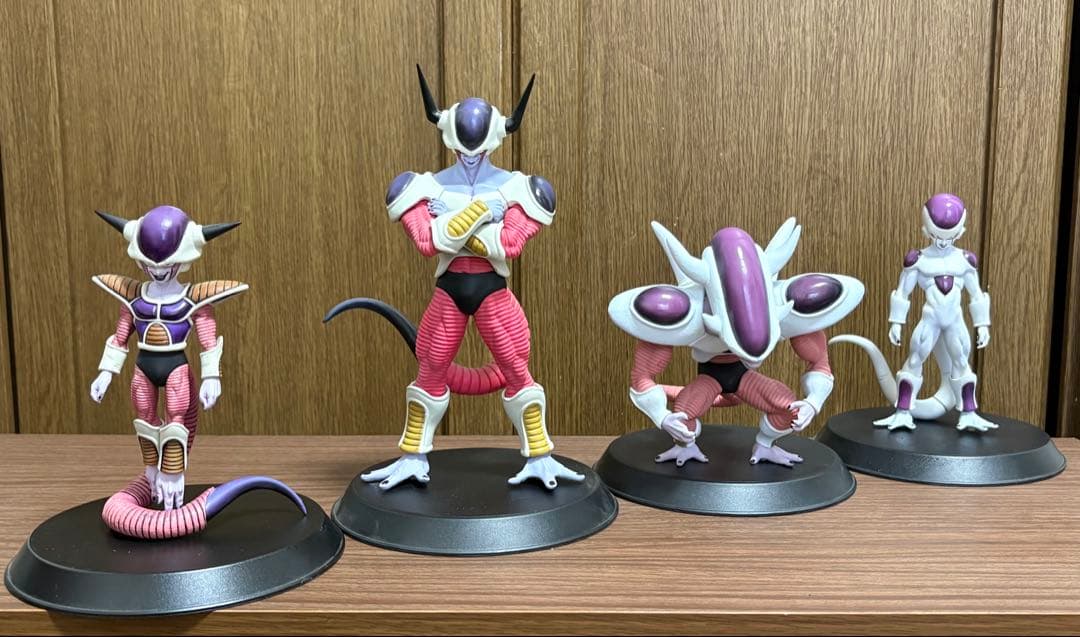 ドラゴンボールDXハイクオリティフィギュア フリーザ全形態4体セット