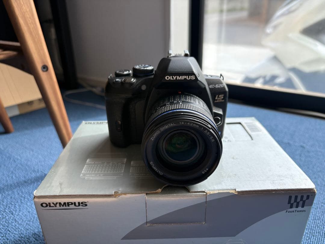 【オリンパス】E-620 + DIGITAL 14-42mm 1:3.5-5.6 オリンパス E-620 ズイコーD14-42/3.5-5.6