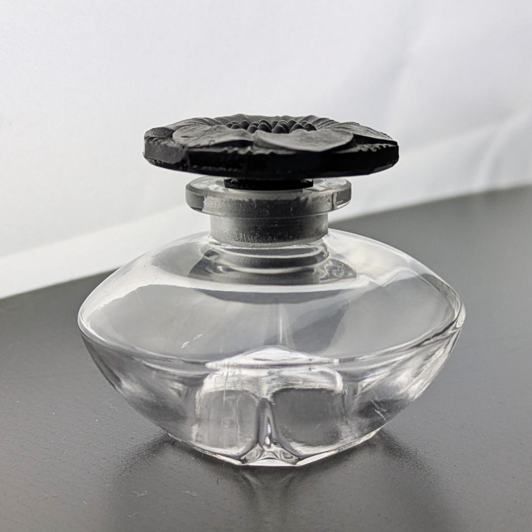 アールデコの香 カロンxバカラ ナルシス・ノワール 香水瓶 1911年フランス