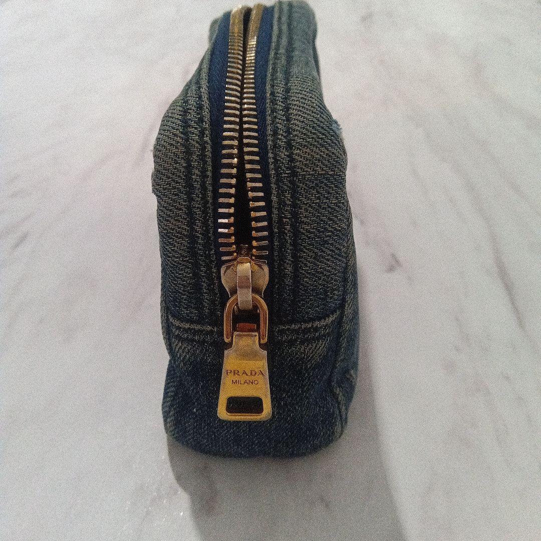 PRADA デニムポーチ ゴールドジッパー