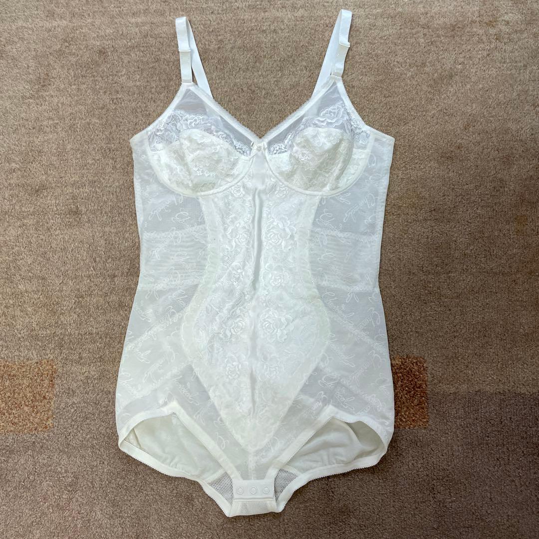 新品☆未使用 シャンデール スリーインワン B95 補正下着 - メルカリ
