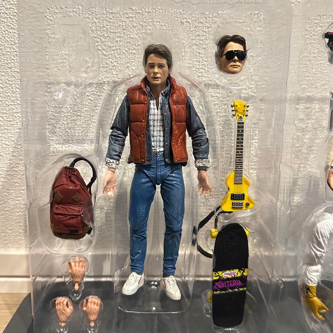 開封済】NECA バック・トゥ・ザ・フューチャー マーティ&ドク セット