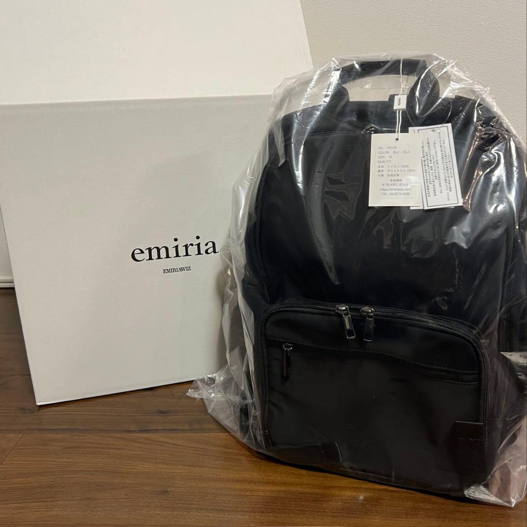エミリアウィズElegant Backpack ブラック金具リュック 新作 - メルカリ