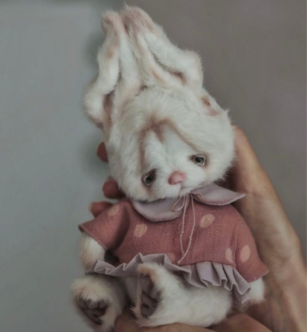 ぬいぐるみ アーティストベア テディベア 海外作家様 気怠うさぎ 兎