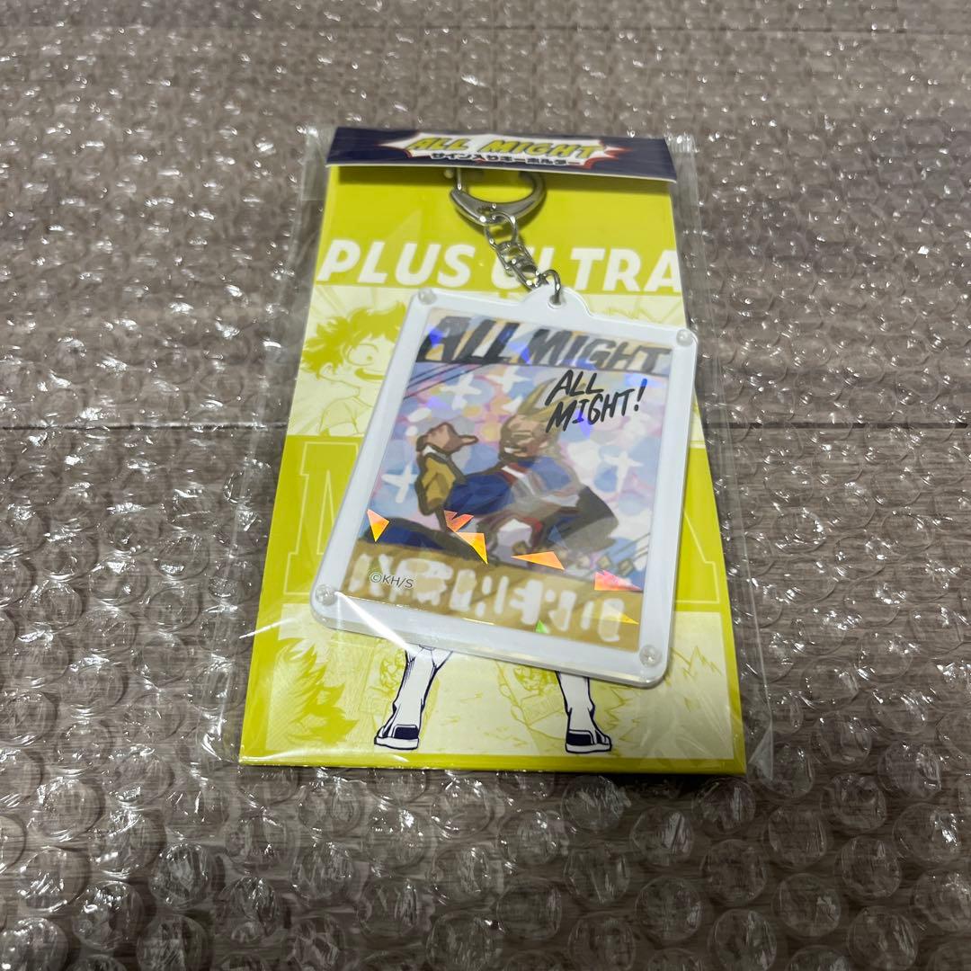 ヒロアカ オールマイトのサイン入りキーホルダー ジャンショ フェア