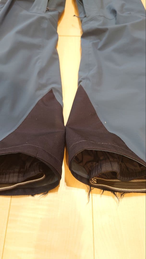 SALOMON サロモン スキーウェア パンツ(サスペンダー付き)ブルーSサイズ