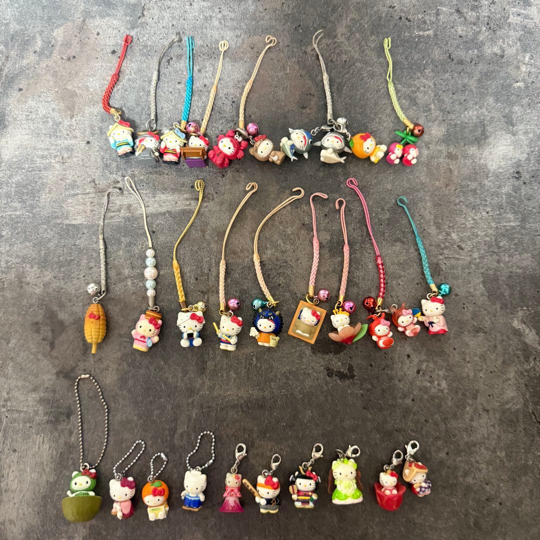 ご当地キティ 根付け ファスナーマスコット その他まとめ売り 約160点