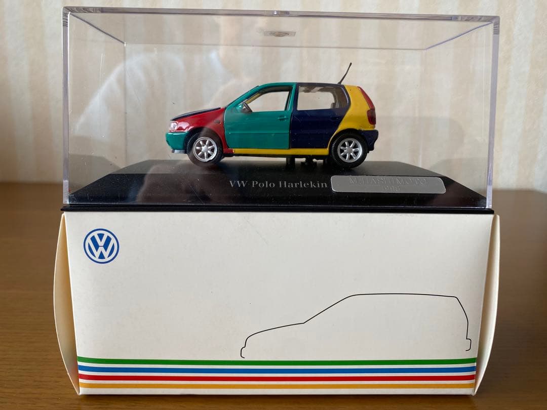 VW Polo Harlekin ミニカー ケース&箱付き - メルカリ