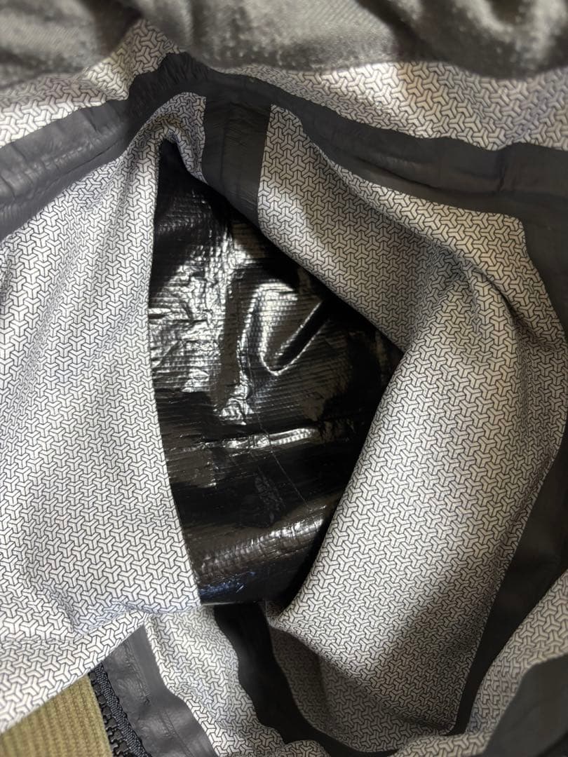 686 スノーボード ウエア Ghost 2.5L Anorak Mサイズ