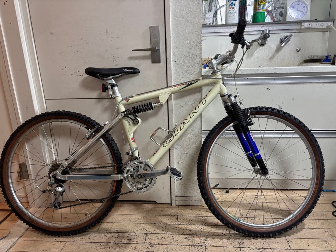 GIANT ATX970ジャイアントcustom フルサスマウンテンバイク - メルカリ