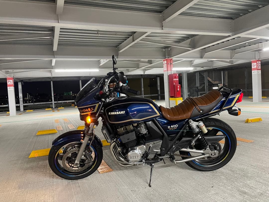 Kawasaki zrx400 タックロールシート 茶色 - メルカリ