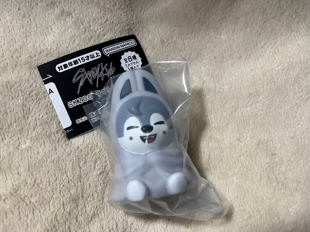 SKZOO ライトマスコット ウルフチャン StrayKids バンチャン - メルカリ