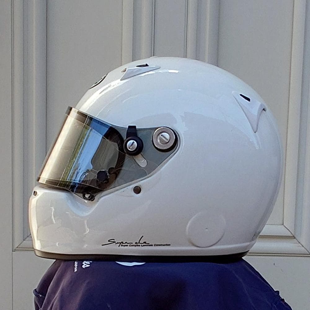 31日まで特別価格値下げ 希少!!ほぼ未使用 Arai GP-5x 白 Mサイズ