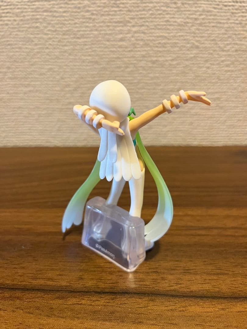 ポケモンスケールワールド ホウエン地方 ミクリ&ミロカロス フィギュア