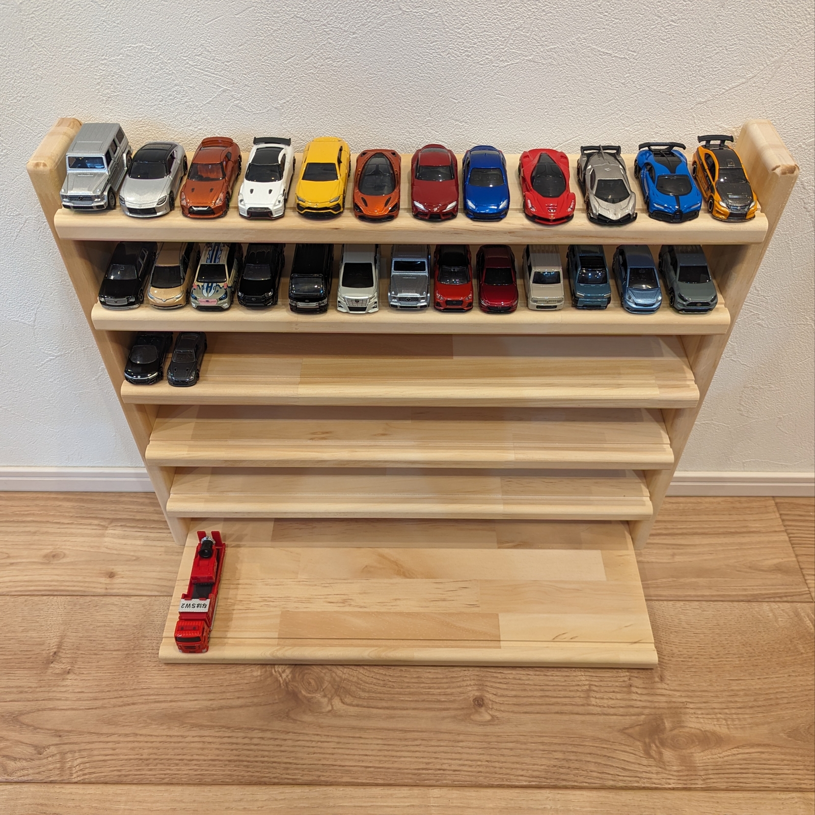 送料込】トミカ プラレール 収納棚 ✨ 木製おもちゃ棚 小物棚