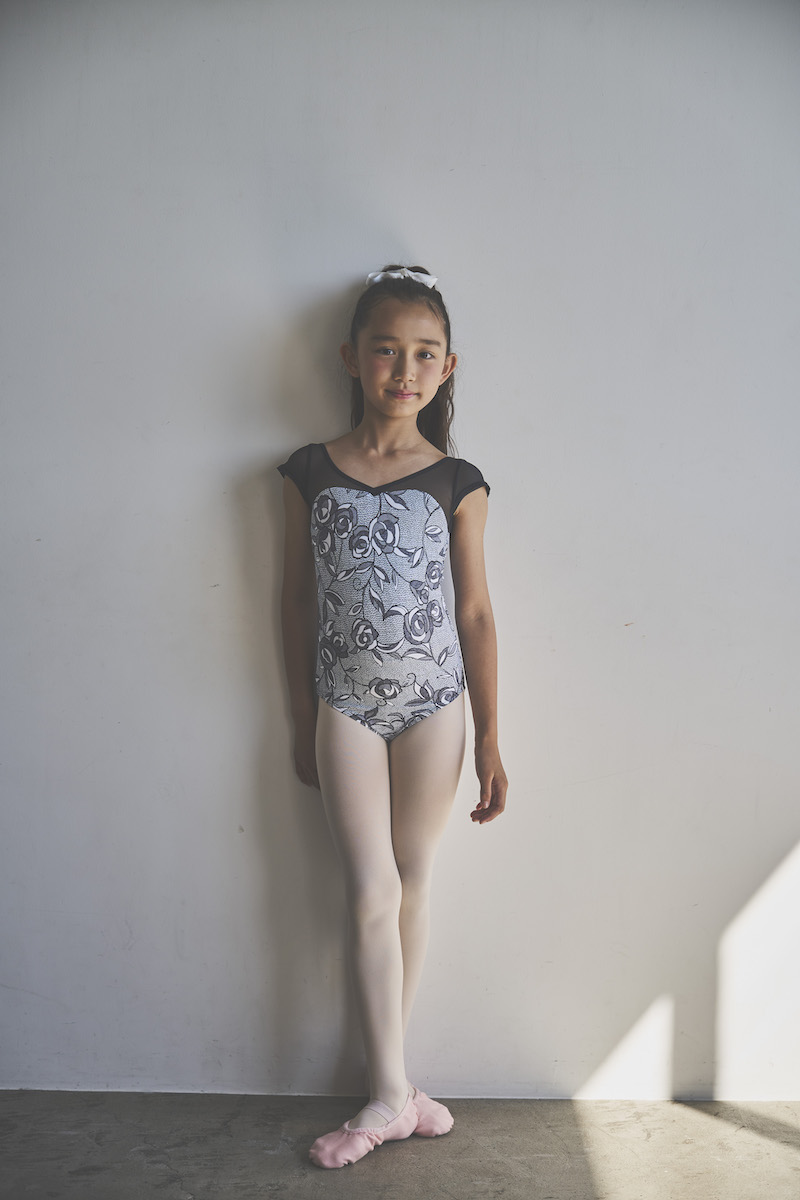 stina / type H half sleeve / Rebel Tulip mocha / girl