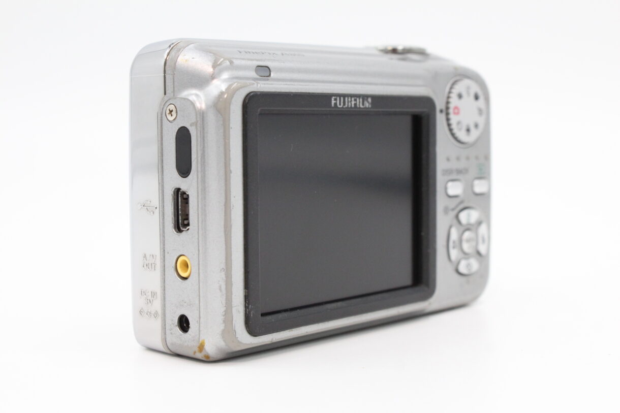 良品】FUJIFILM 富士フイルム デジタルカメラ FinePix