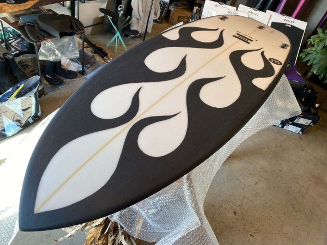 サーフボード】ストックボードが入荷！サイズが合う方はかなりオススメ
